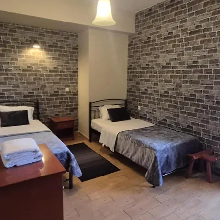Ziakas Bed & Breakfast 3*